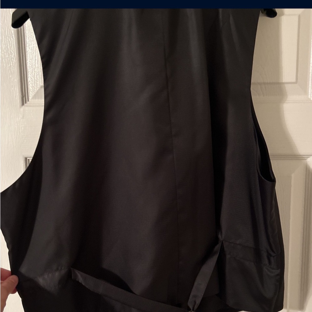 Men’s Warehouse Kenneth Cole Awareness Suit Set, Black - Picture 5 of 11